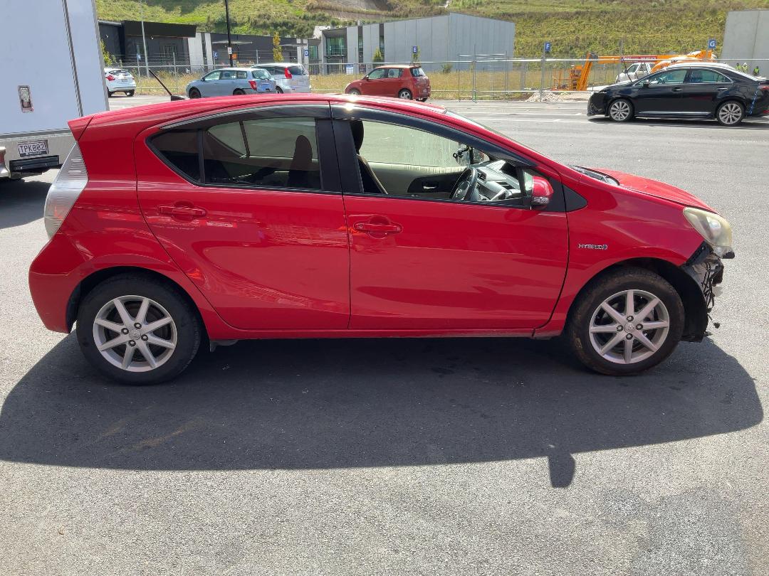 Photo '8' of Toyota Aqua