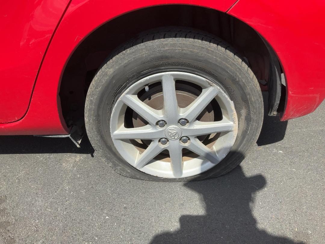 Photo '12' of Toyota Aqua