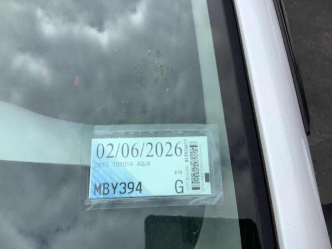 Photo '9' of Toyota Aqua