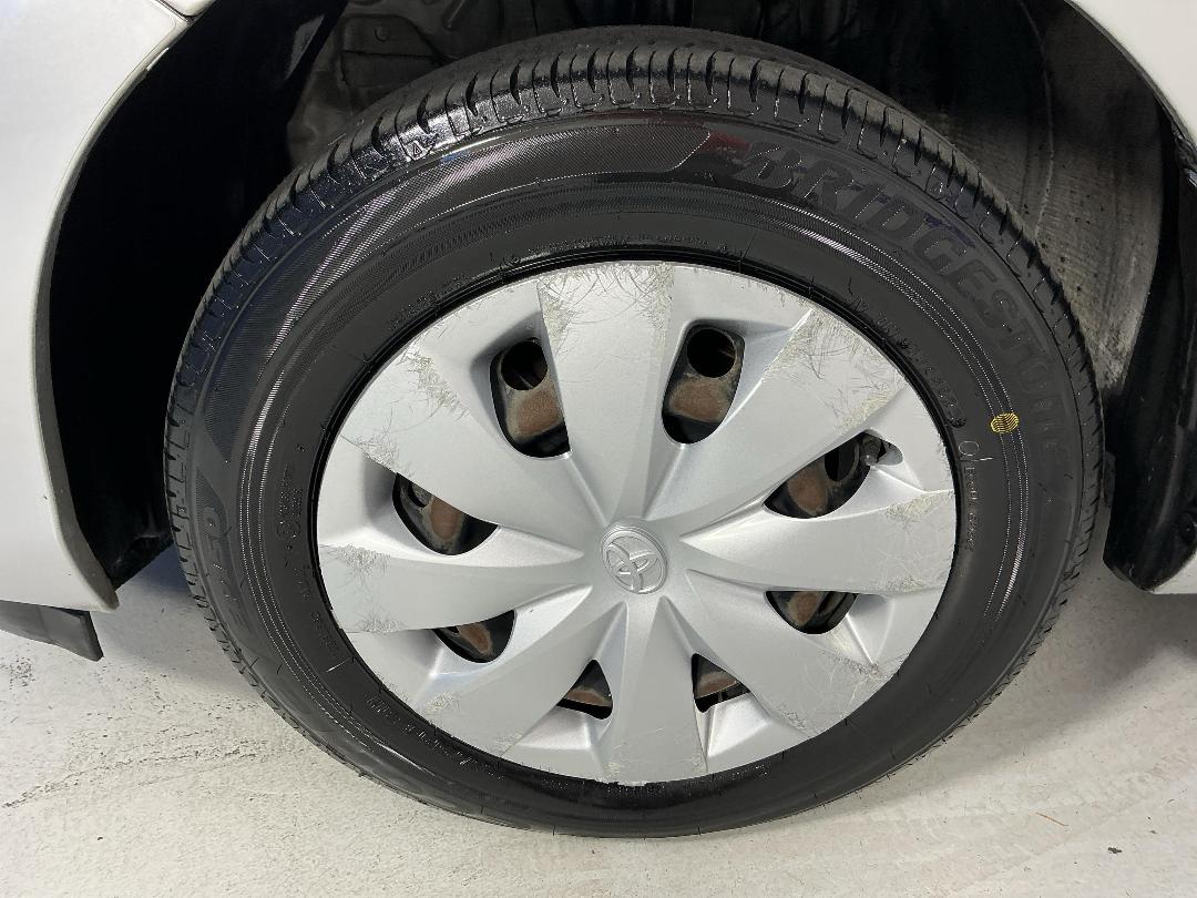 Photo '10' of Toyota Aqua