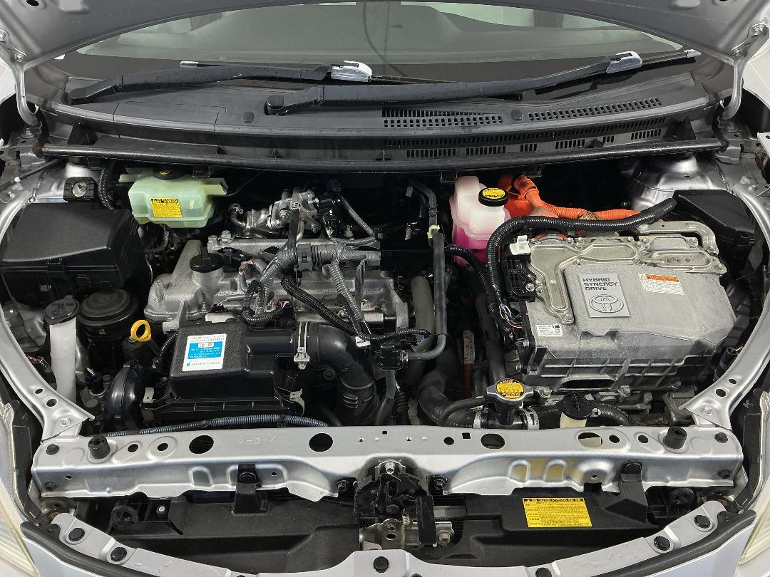 Photo '13' of Toyota Aqua