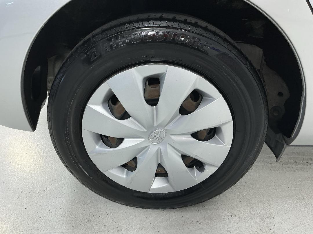 Photo '12' of Toyota Aqua