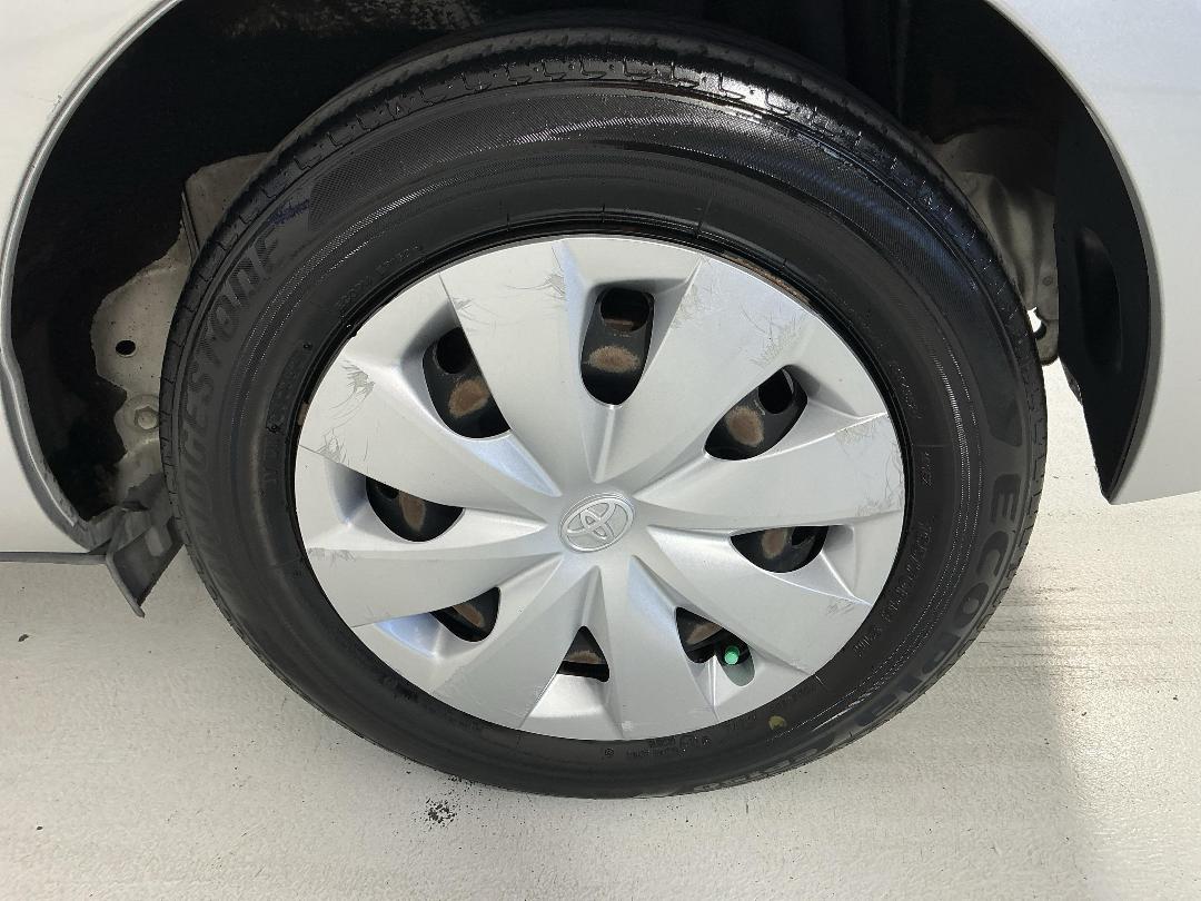 Photo '11' of Toyota Aqua