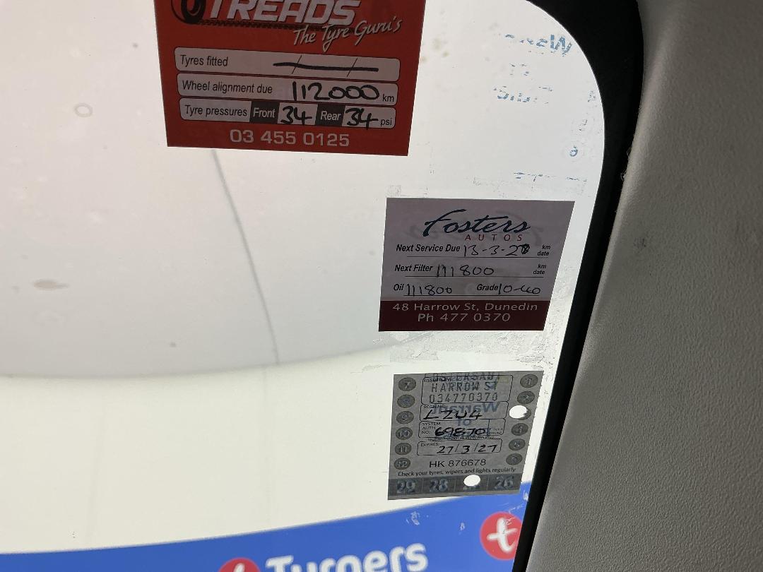 Photo '24' of Toyota Aqua