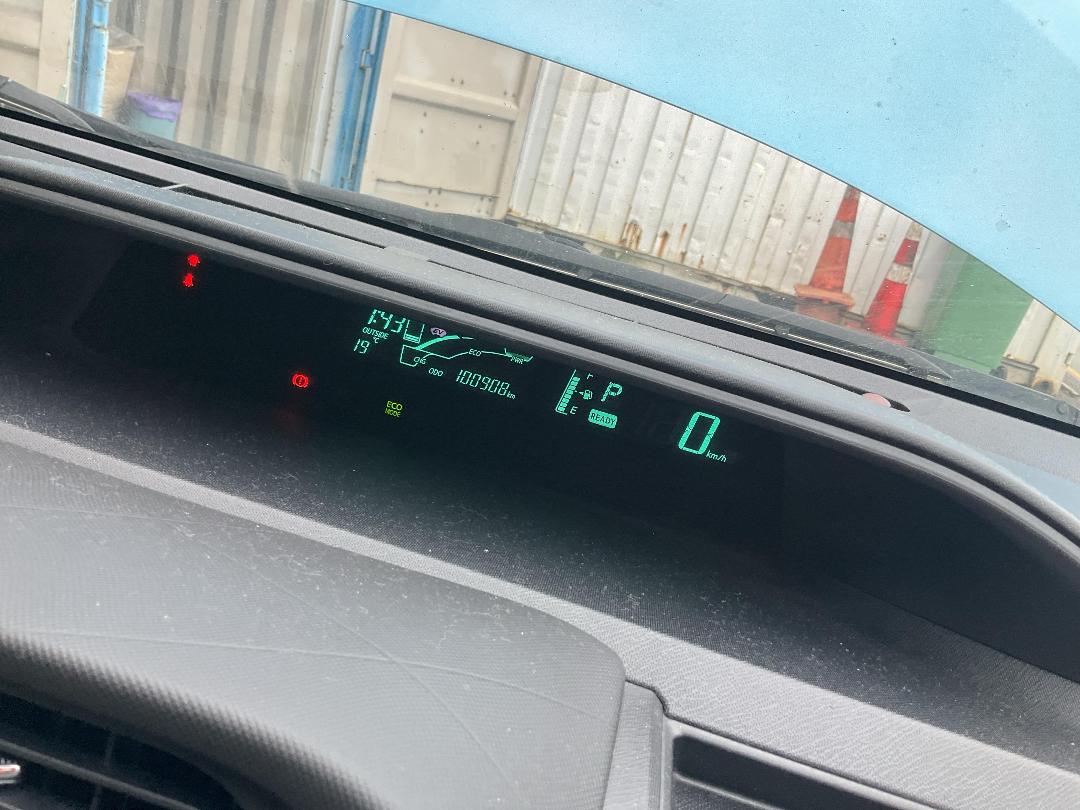 Photo '17' of Toyota Aqua