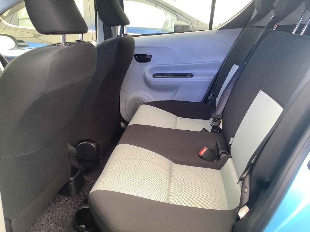 Photo '9' of Toyota Aqua