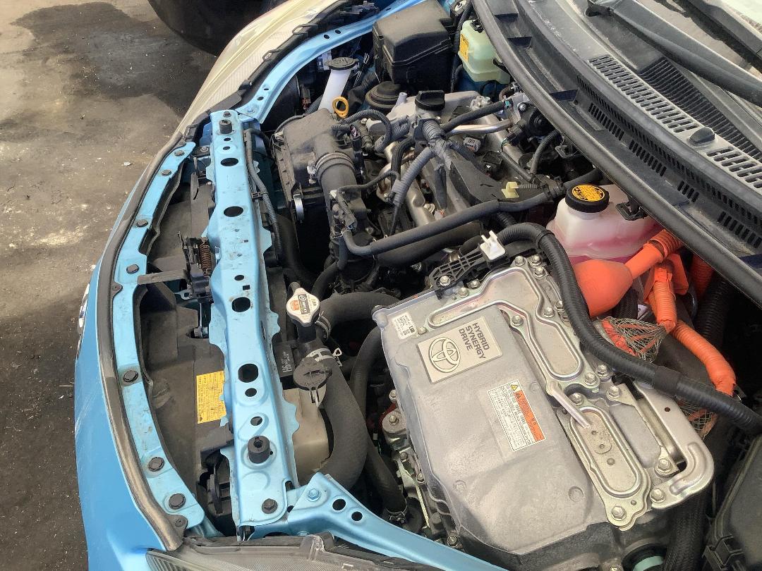 Photo '12' of Toyota Aqua