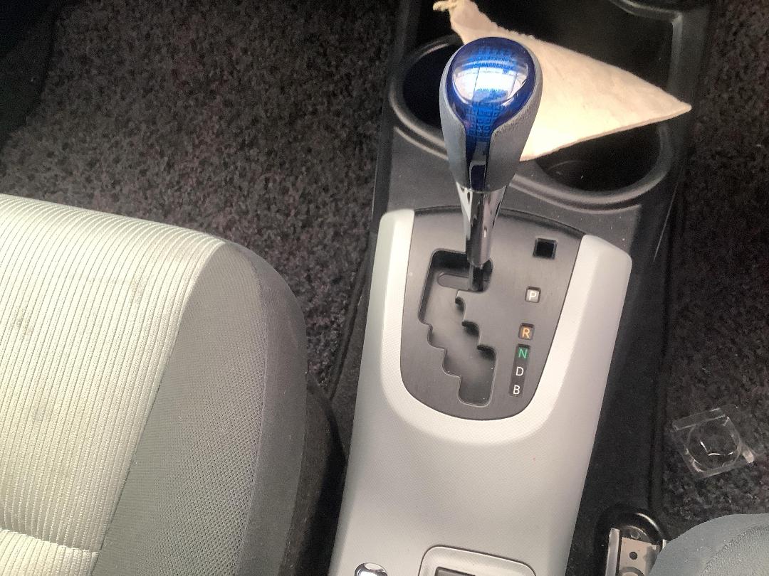 Photo '16' of Toyota Aqua