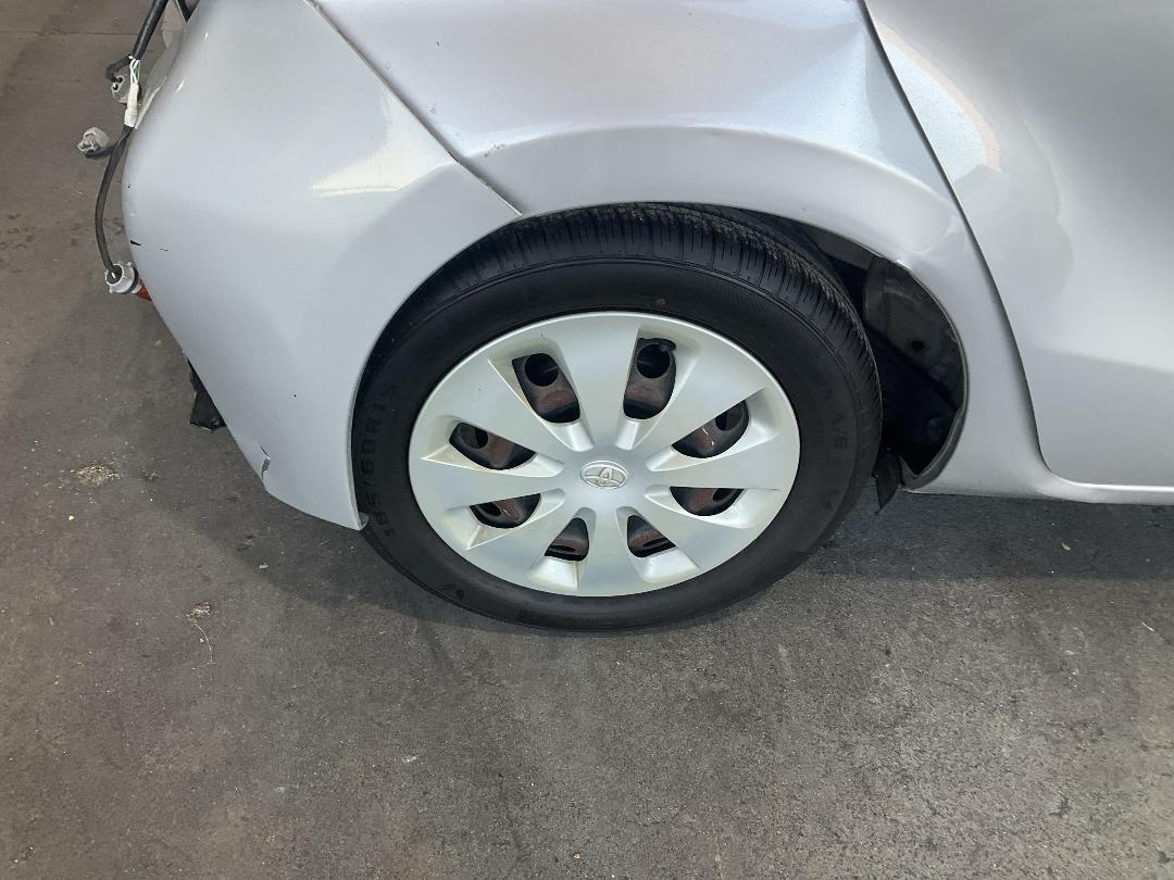 Photo '15' of Toyota Aqua Hybrid