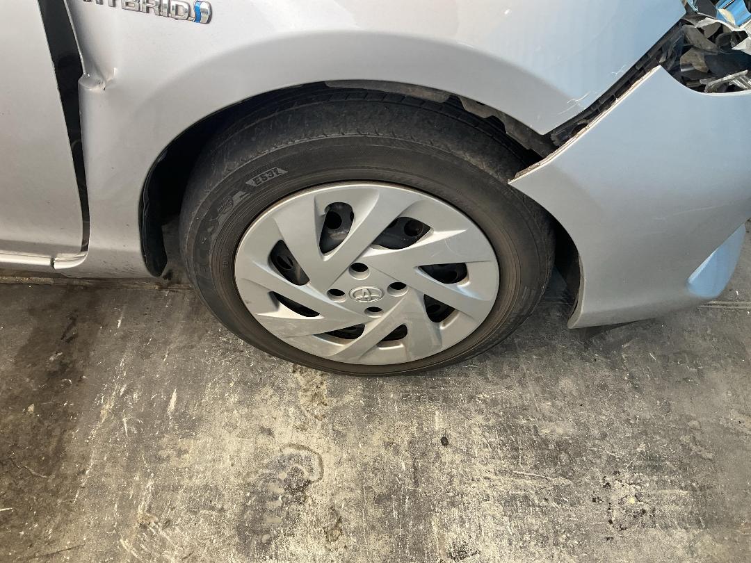 Photo '2' of Toyota Aqua