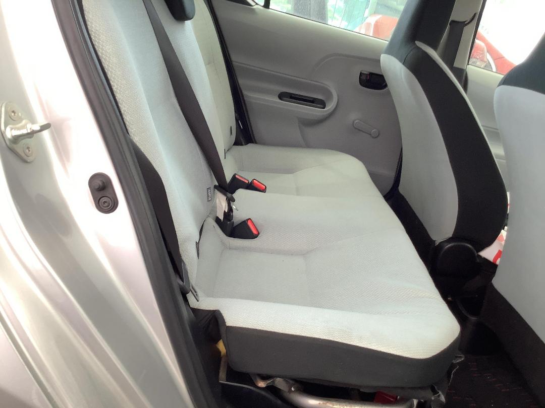 Photo '9' of Toyota Aqua