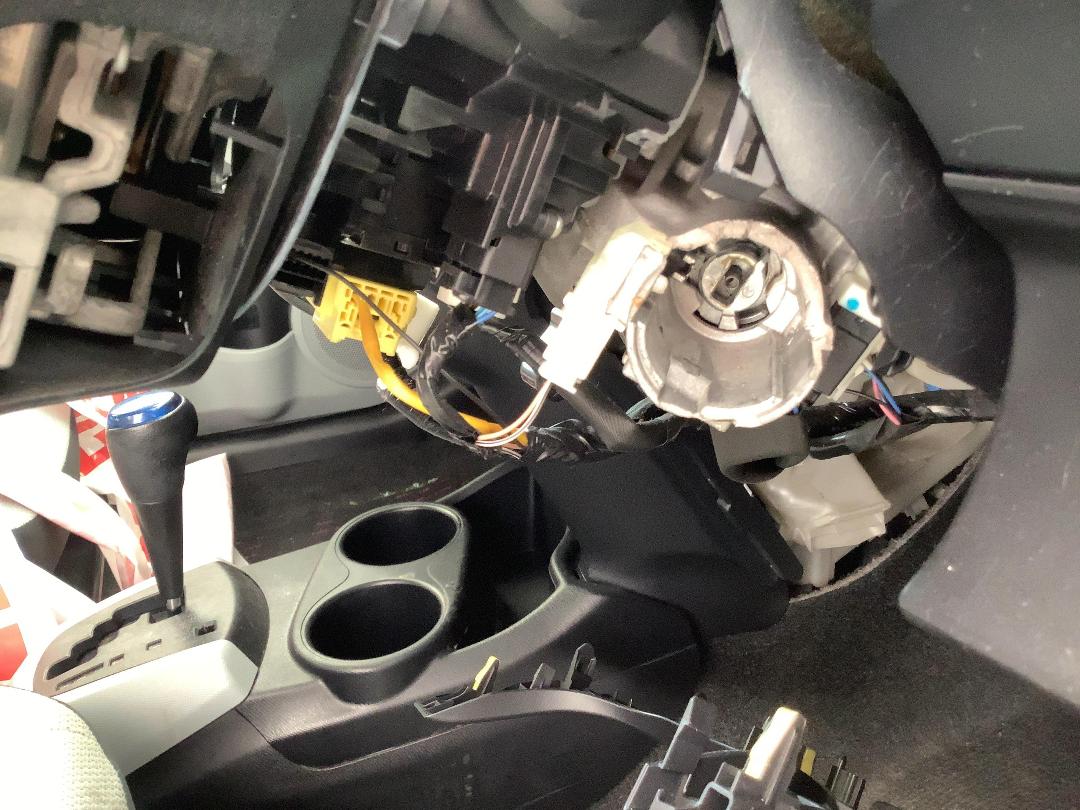 Photo '11' of Toyota Aqua