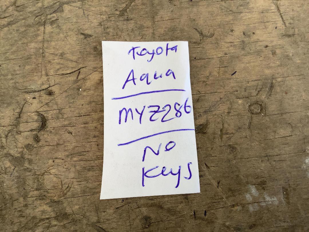 Photo '20' of Toyota Aqua