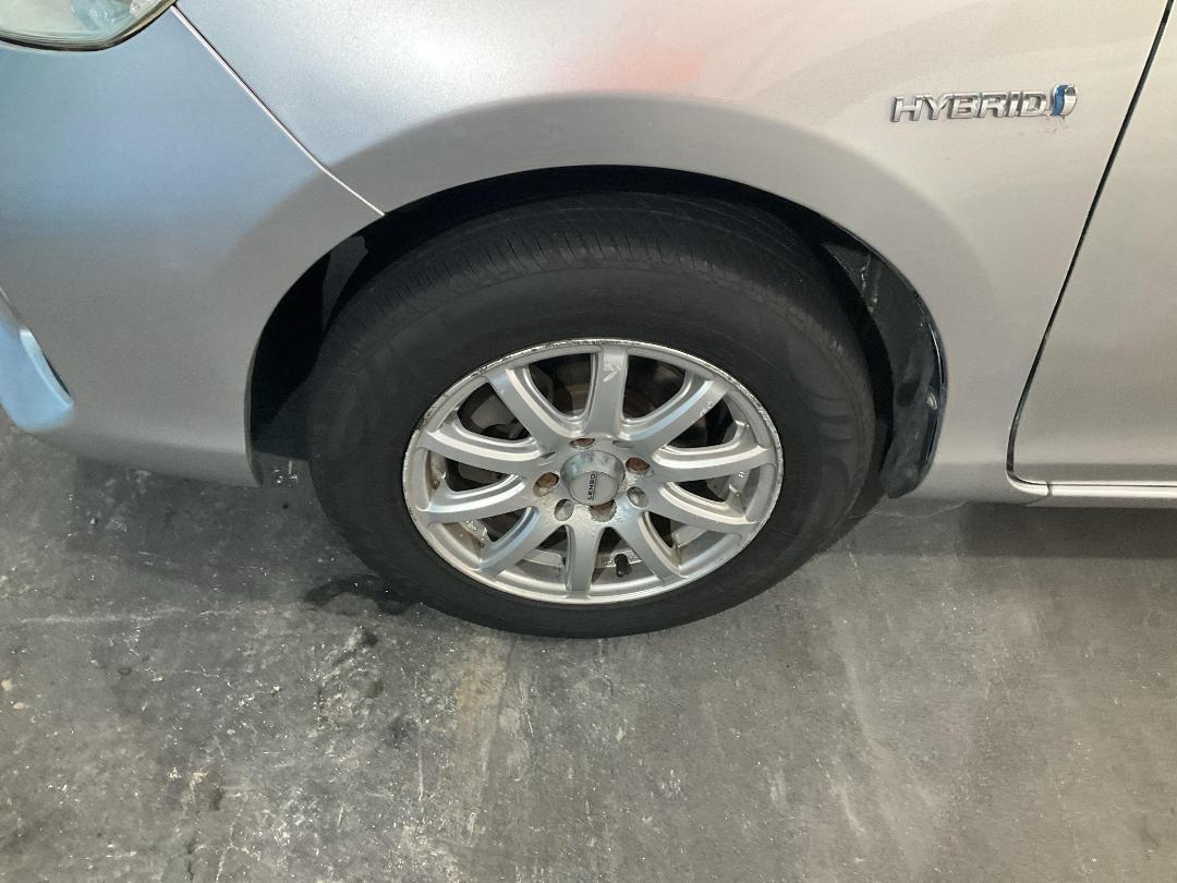 Photo '9' of Toyota Aqua Hybrid