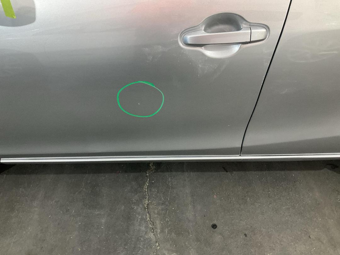 Photo '11' of Toyota Aqua Hybrid