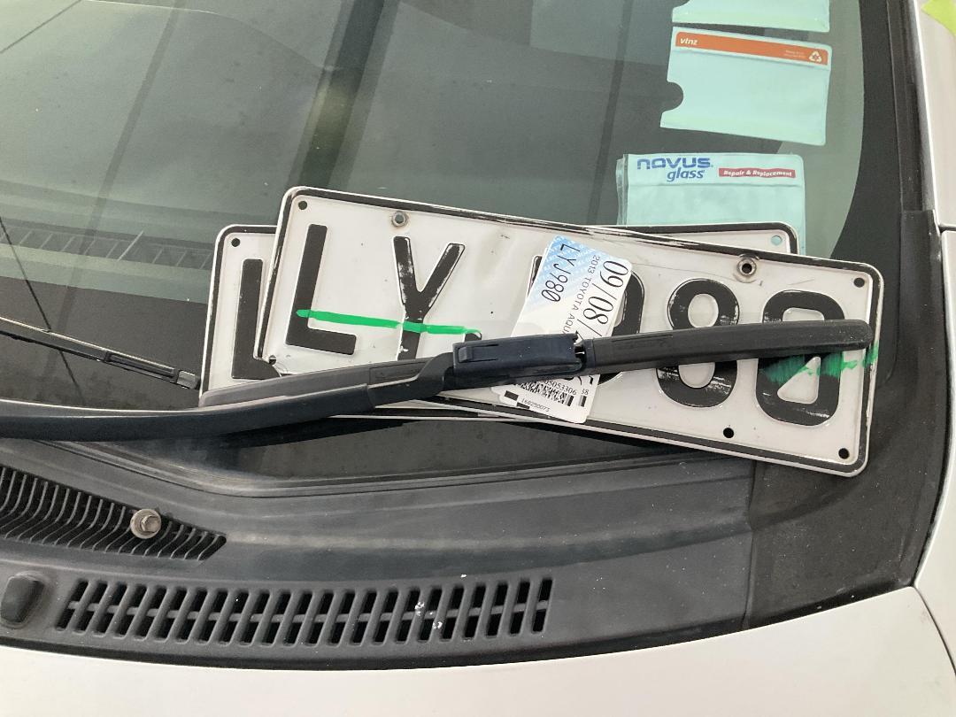 Photo '27' of Toyota Aqua Hybrid