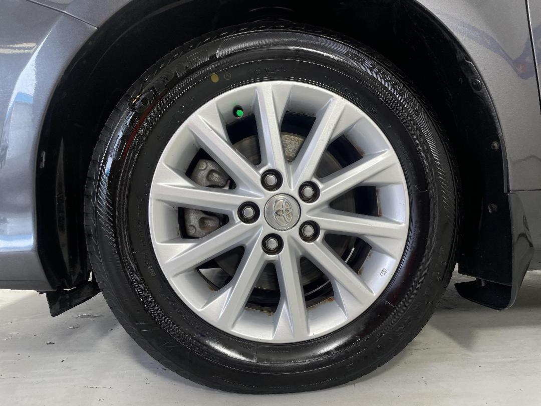 Photo '10' of Toyota Aurion