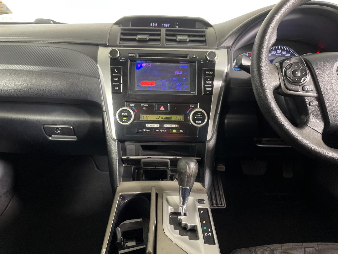 Photo '18' of Toyota Aurion