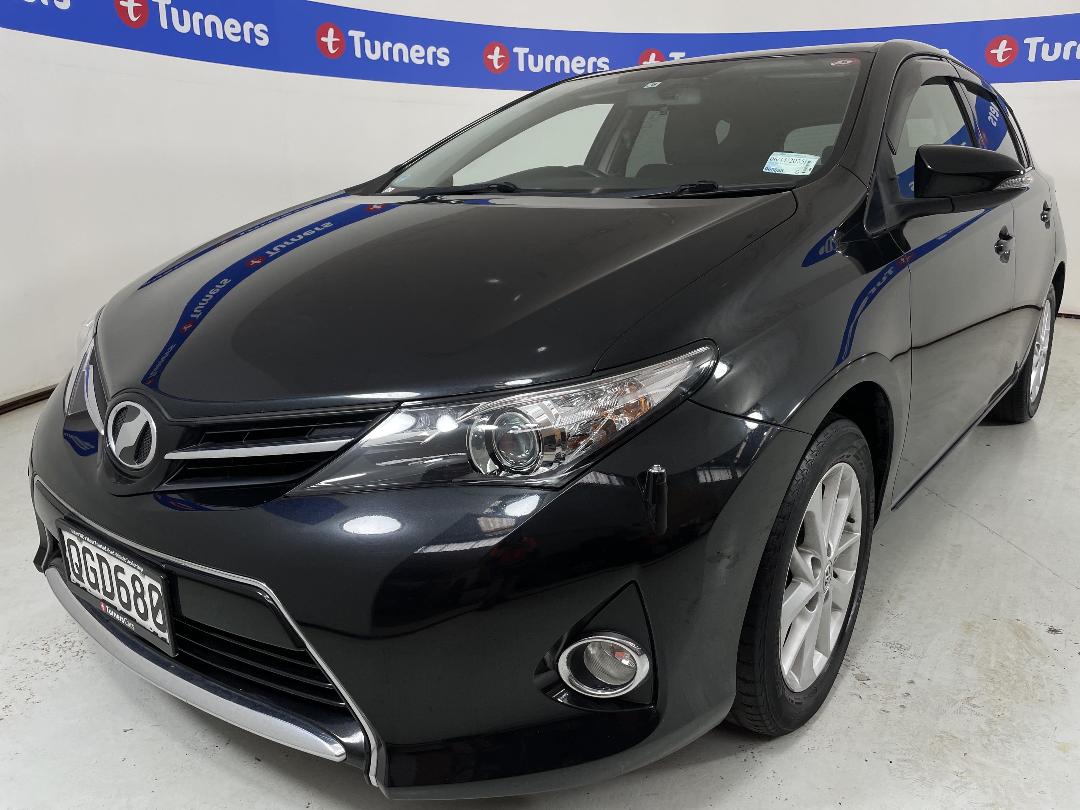 Photo '4' of Toyota Auris