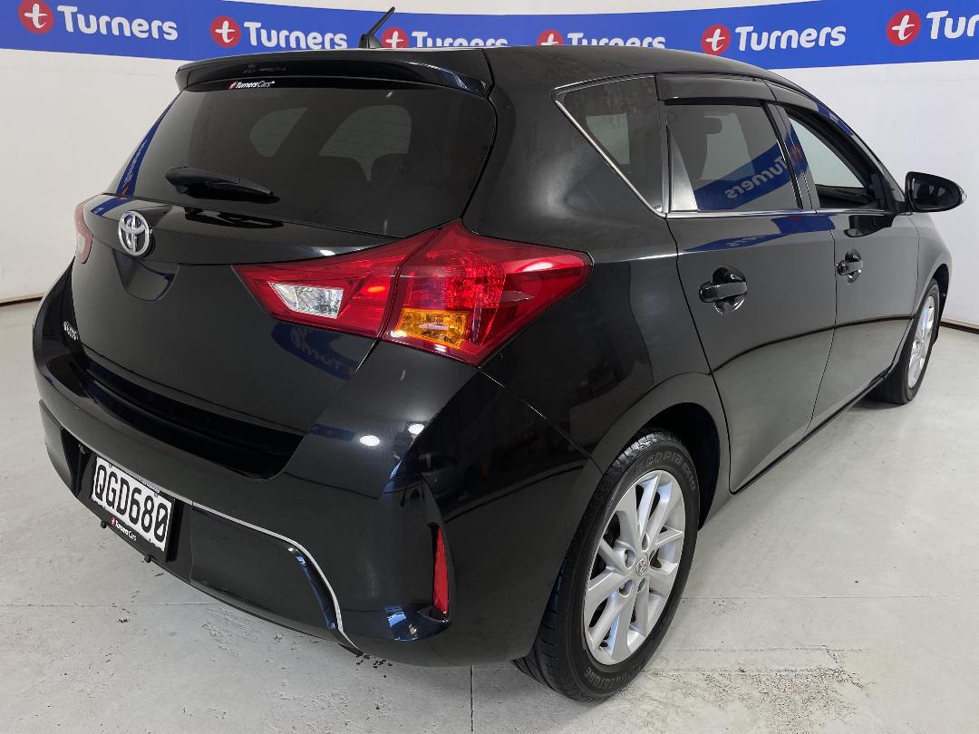 Photo '7' of Toyota Auris