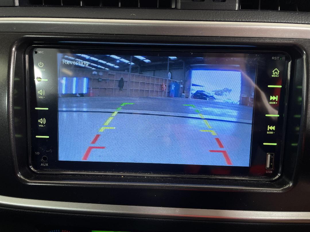 Photo '24' of Toyota Auris