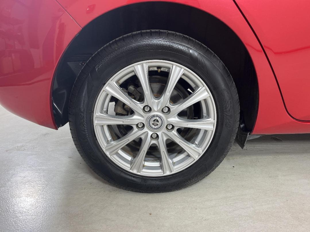 Photo '12' of Toyota Auris Photo '12' of Toyota Auris