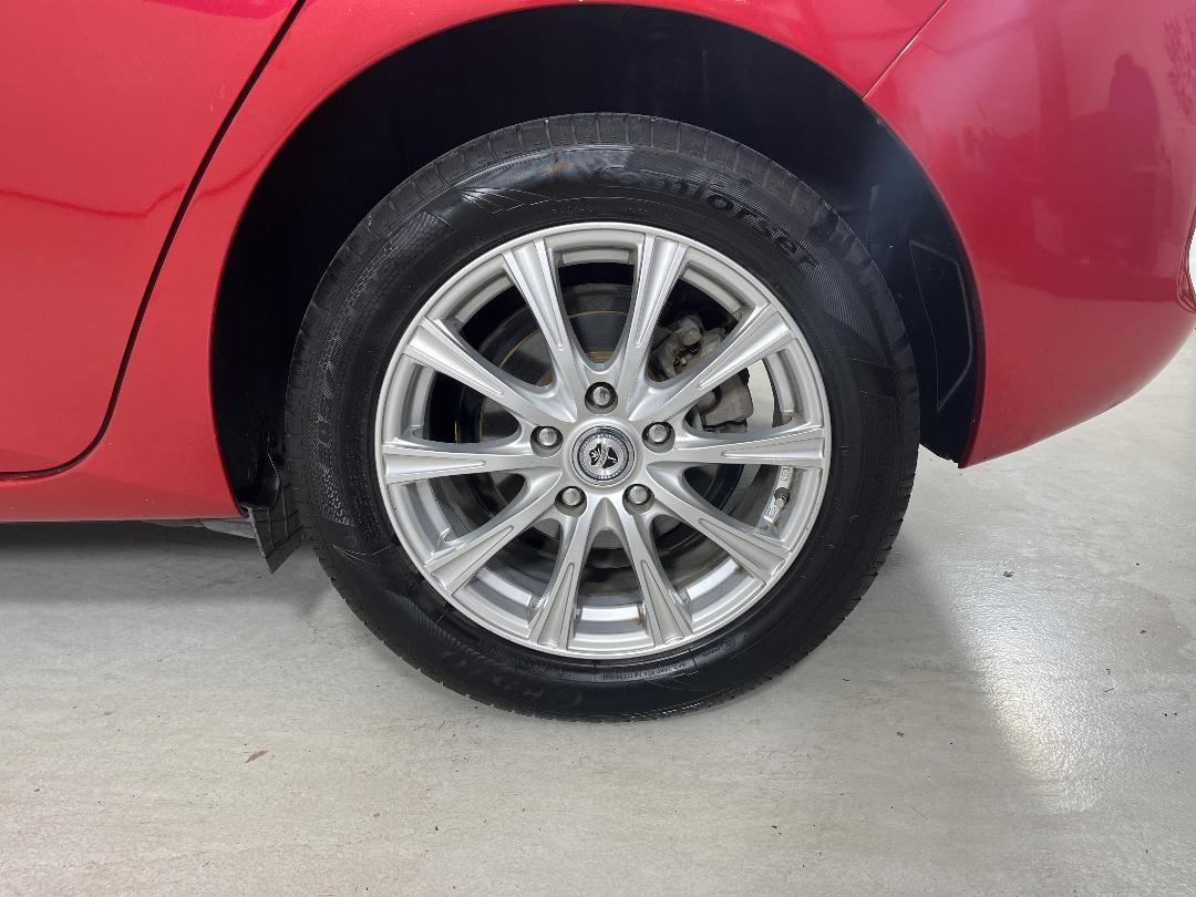 Photo '11' of Toyota Auris Photo '11' of Toyota Auris