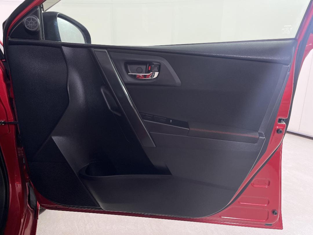 Photo '15' of Toyota Auris Photo '15' of Toyota Auris