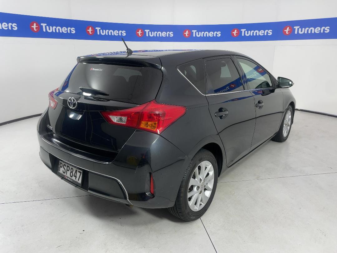 Photo '7' of Toyota Auris Photo '7' of Toyota Auris