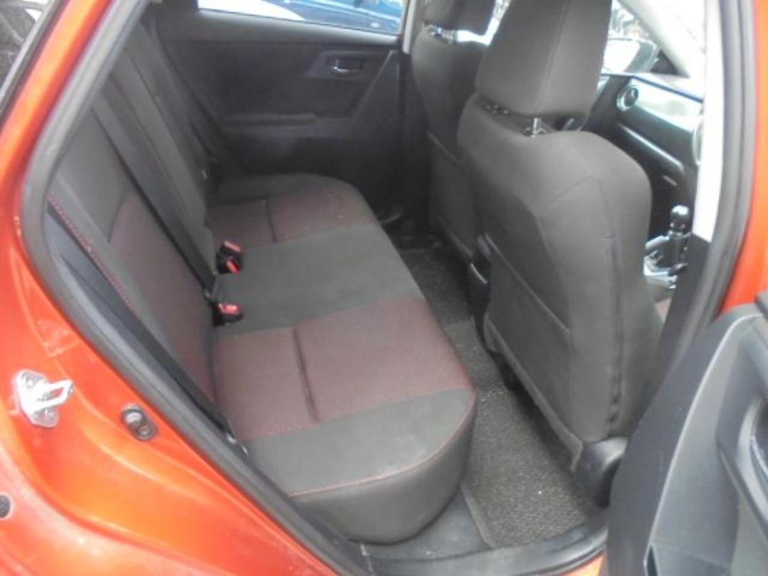 Photo '10' of Toyota Auris RS