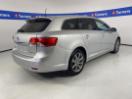 Thumbnail '6' of Toyota Avensis Thumbnail '6' of Toyota Avensis