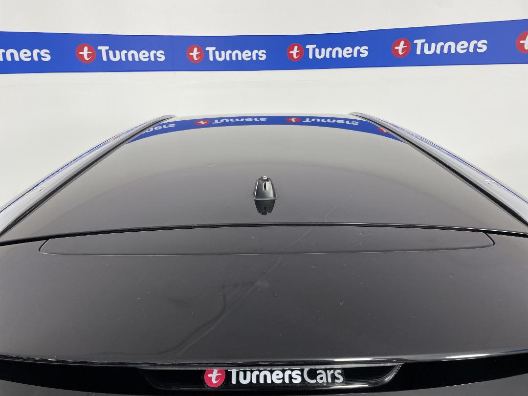 Photo '28' of Toyota Avensis