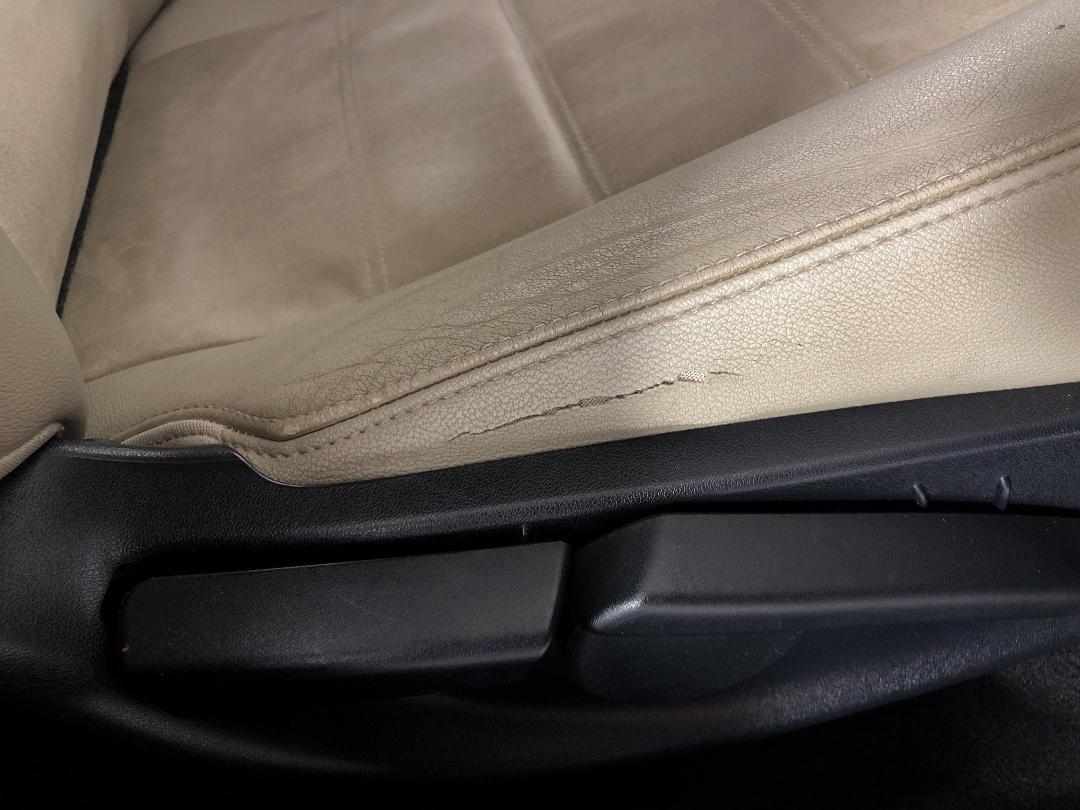 Photo '23' of Toyota Avensis