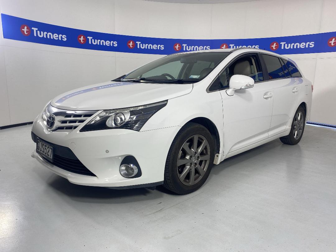 Photo '4' of Toyota Avensis
