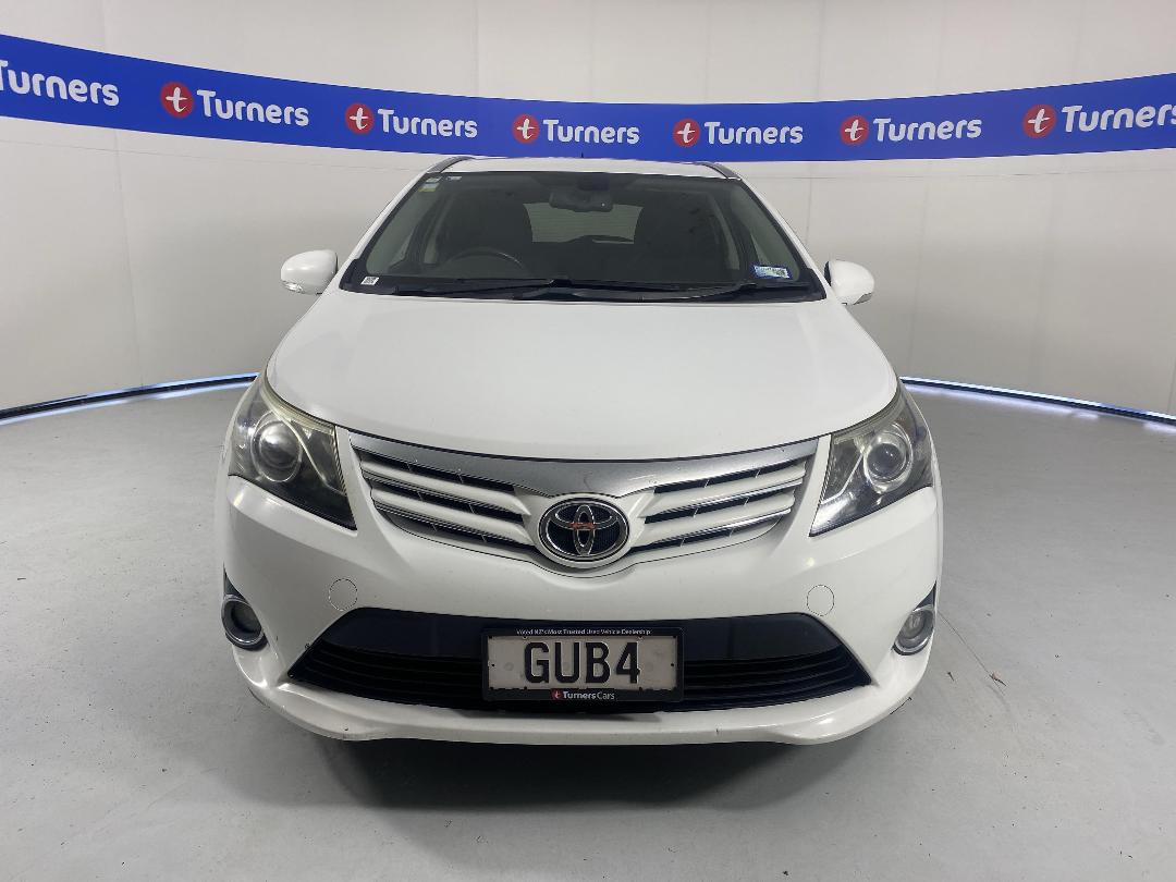 Photo '2' of Toyota Avensis