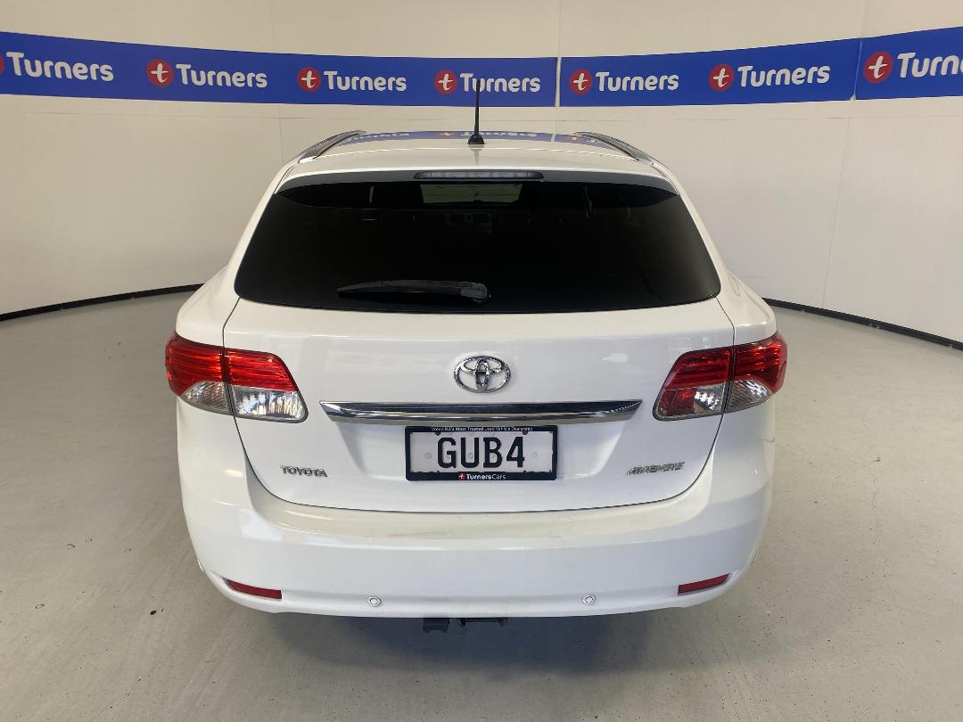 Photo '6' of Toyota Avensis