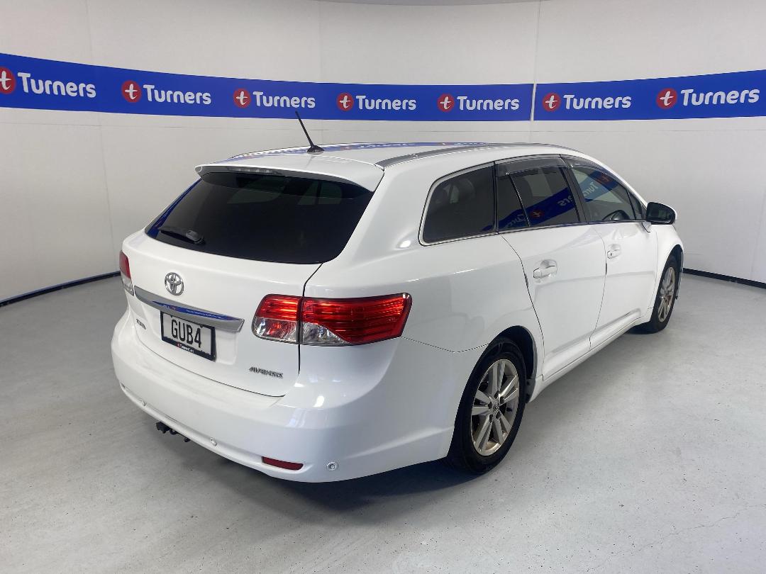 Photo '7' of Toyota Avensis