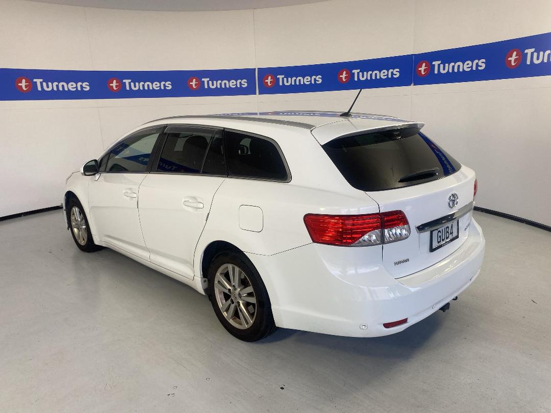 Photo '5' of Toyota Avensis