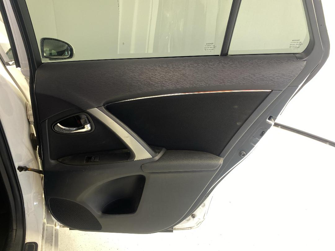 Photo '19' of Toyota Avensis