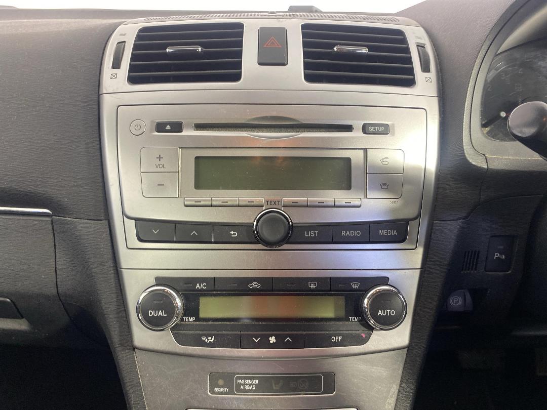 Photo '18' of Toyota Avensis