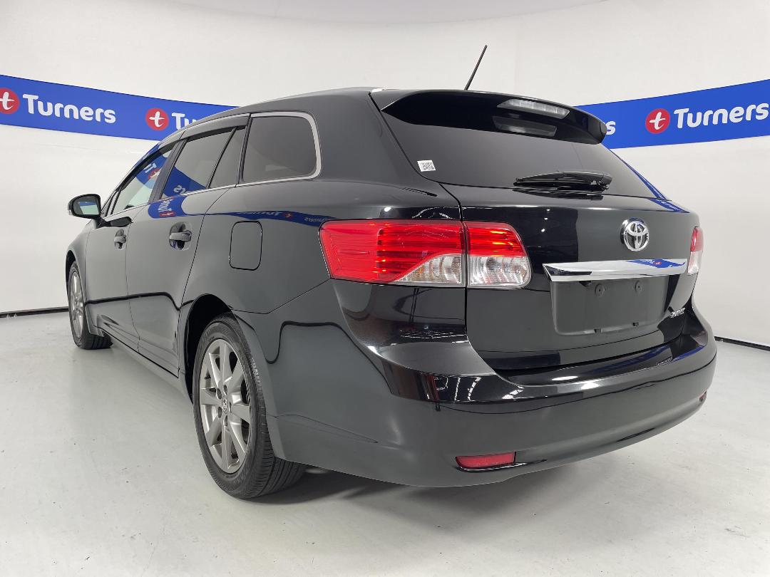 Photo '5' of Toyota Avensis