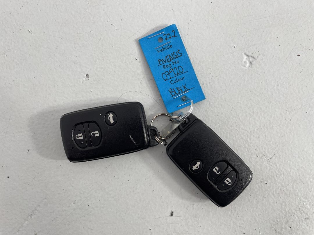 Photo '22' of Toyota Avensis