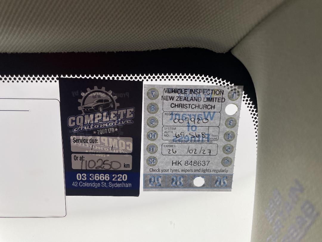 Photo '27' of Toyota Avensis