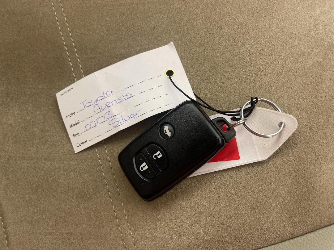 Photo '22' of Toyota Avensis Photo '22' of Toyota Avensis