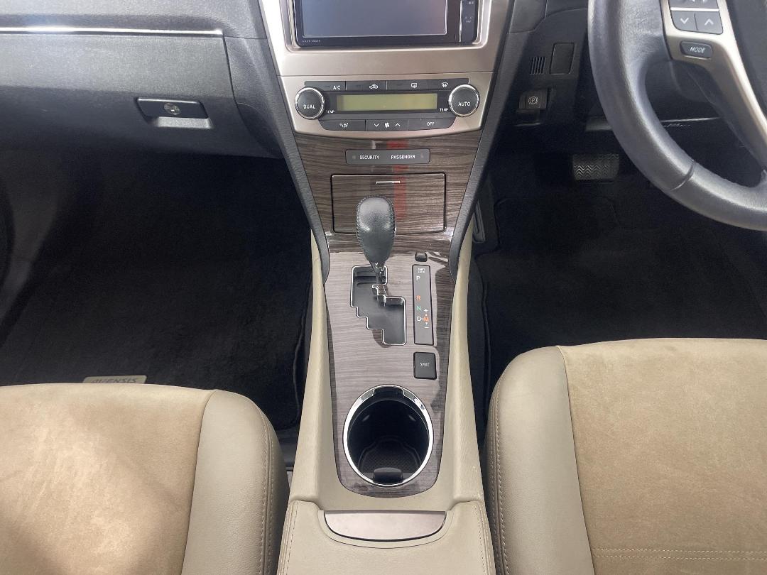 Photo '18' of Toyota Avensis Photo '18' of Toyota Avensis