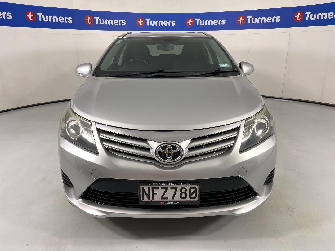 Photo '2' of Toyota Avensis