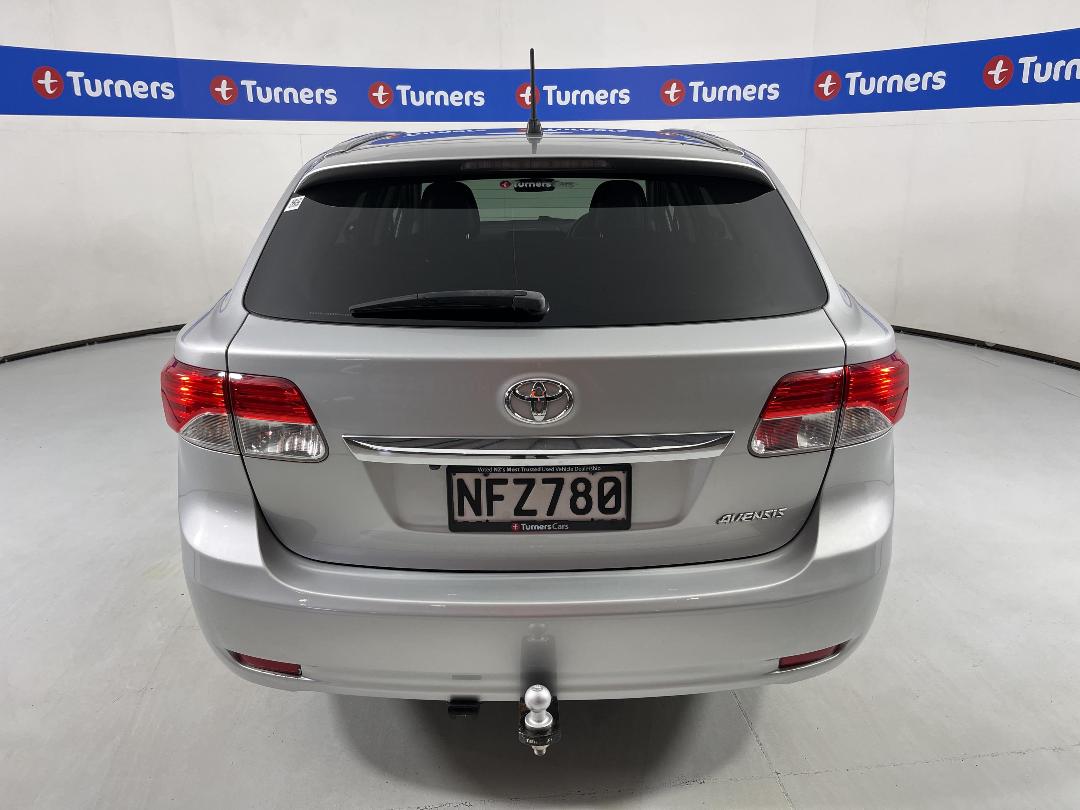 Photo '6' of Toyota Avensis