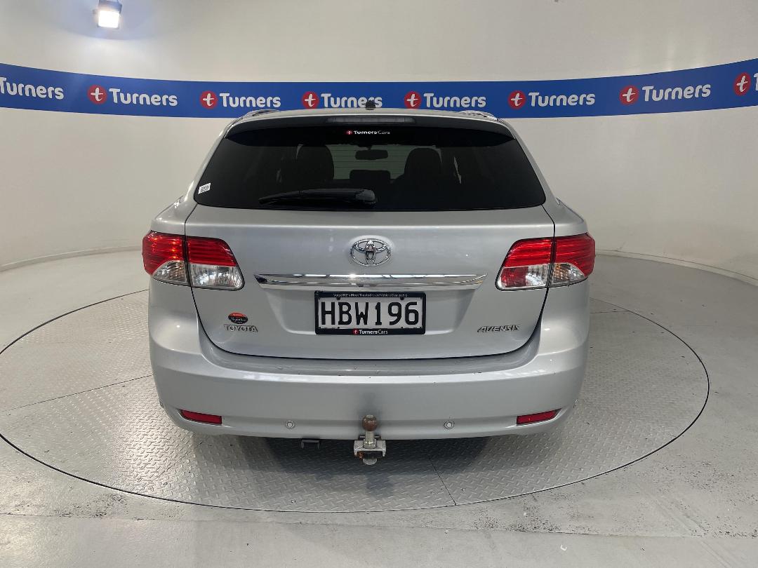 Photo '6' of Toyota Avensis
