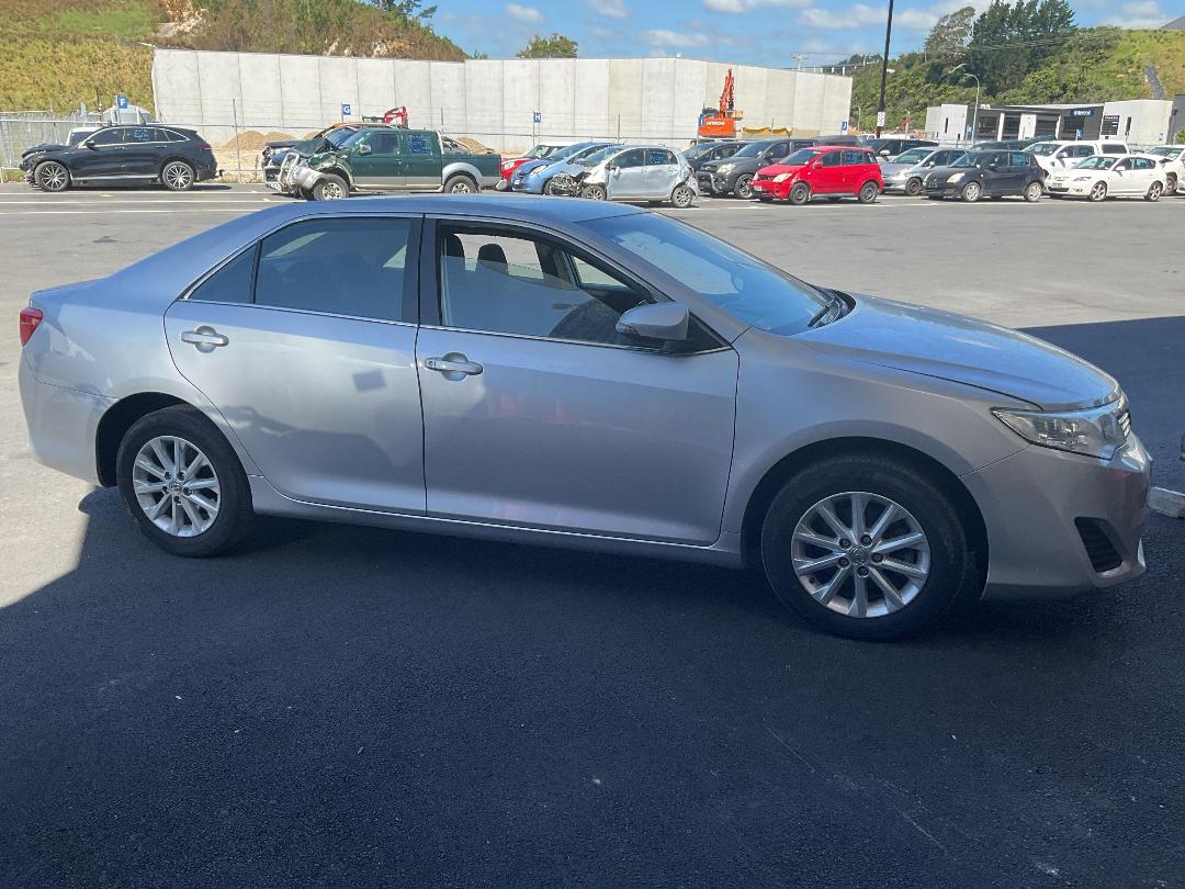 Photo '5' of Toyota Camry GL