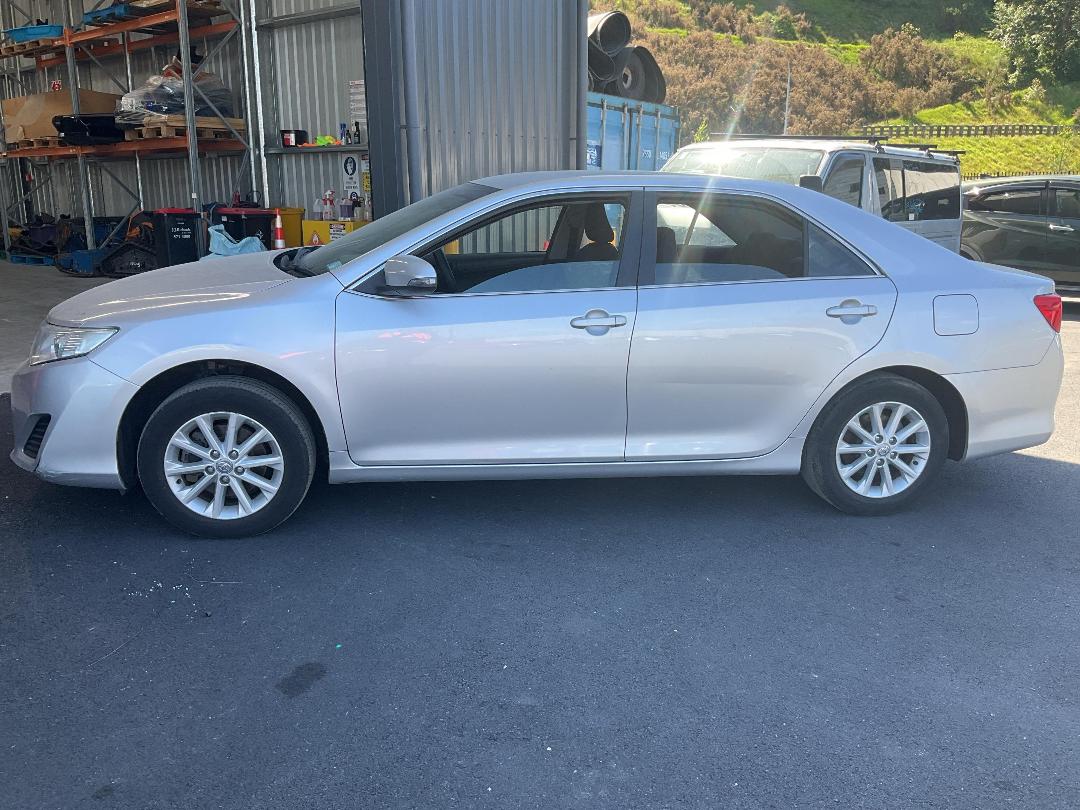 Photo '6' of Toyota Camry GL